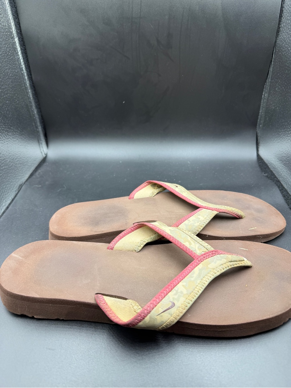 Nike Women's Brown Sandal Flip-Flops with Pink-Trim Straps